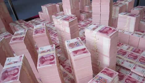 人民币年内贬值10%可能性高达30% 