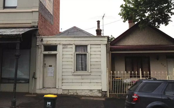 怎一个“牛”字可以形容？墨市4米宽破屋变身四居复式楼 